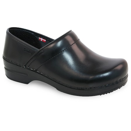 Sanita Women's Closed Back Clog, Cabrio Leather Upper, Polyurethane Outsole, Black, Size 5.5-6 M 458006W-002-37